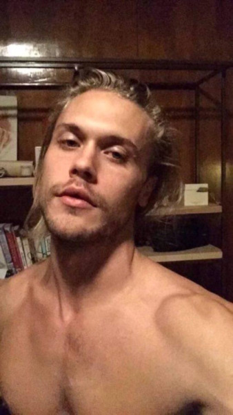 Christopher Mason desnudo