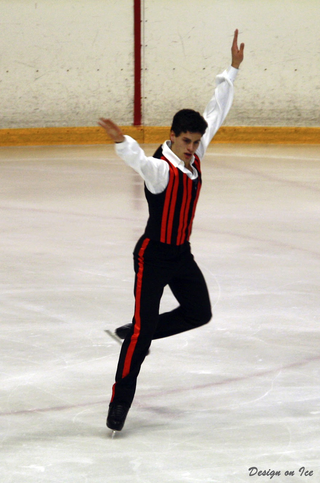 Javier Raya, patinador olímpico y abiertamente gay