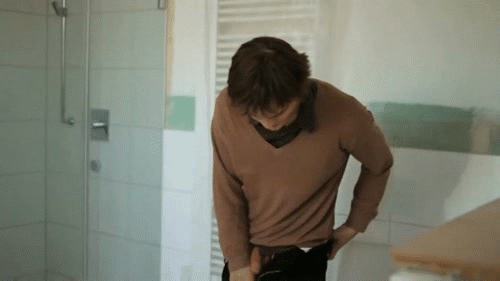 Franz Rogowski desnudo