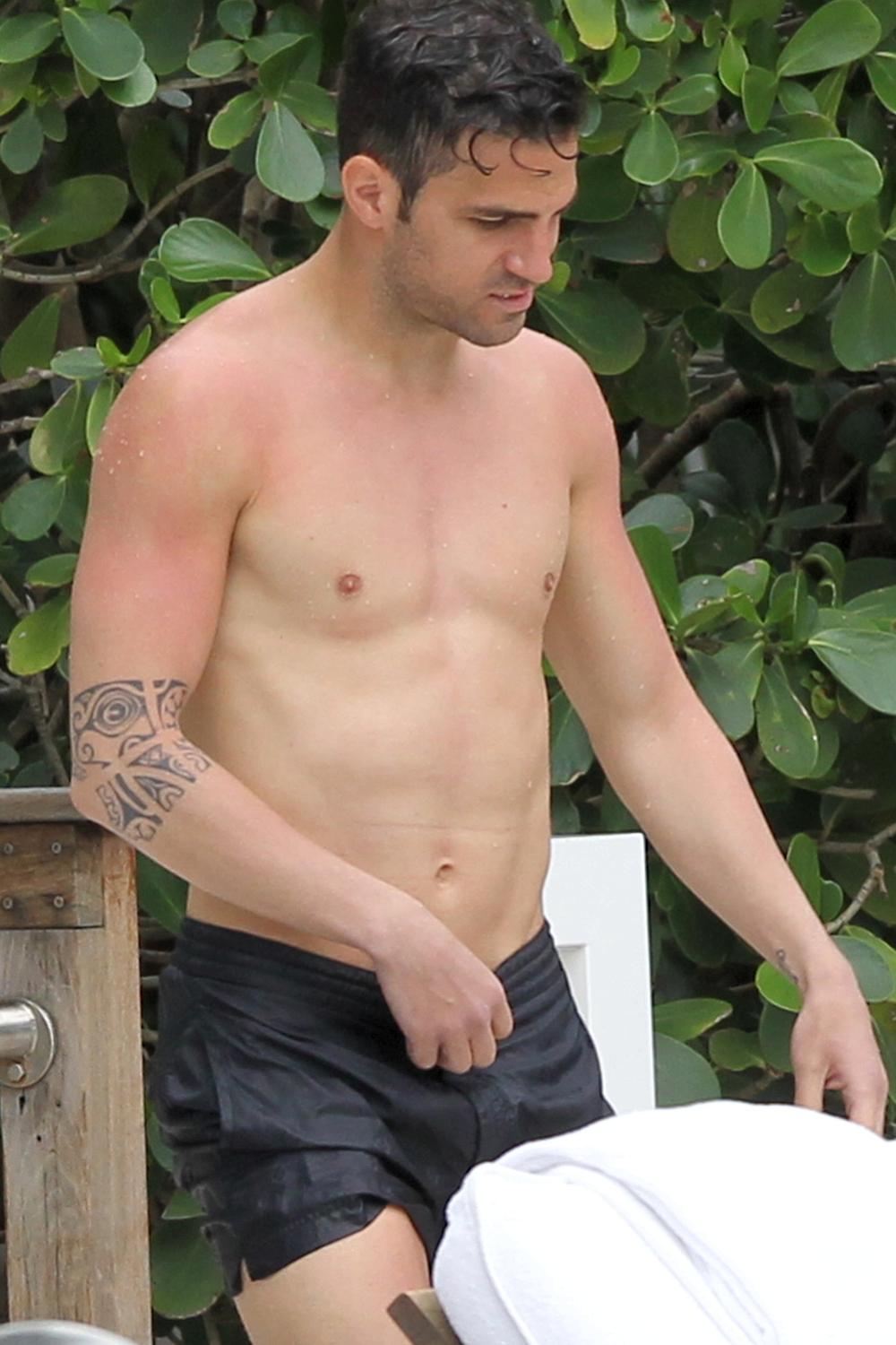 Cesc Fábregas sin ropa