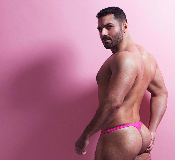 El osazo fan de Britney y super sexy