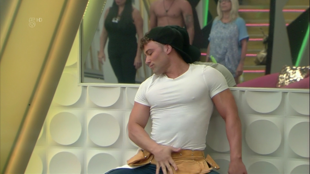 El stripper desnudo Billy Forbidden