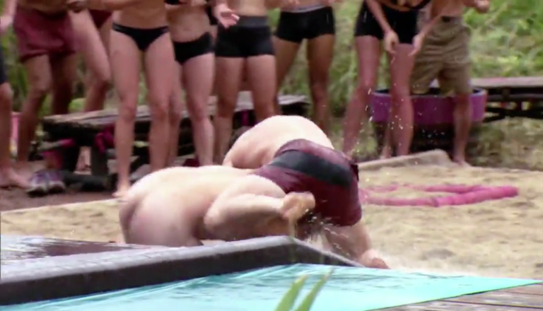 Locky desnudo, superviviente