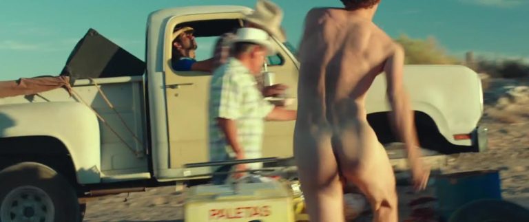 El actor Thomas Middleditch desnudo