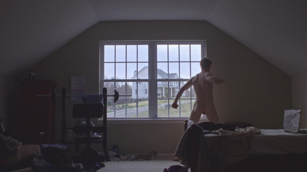 Patrick Gibson desnudo The OA