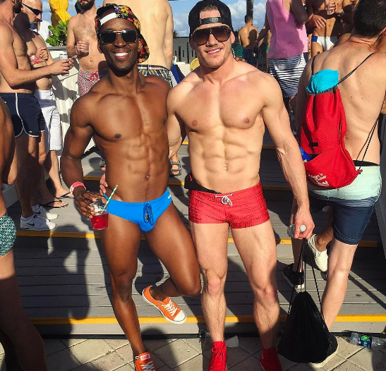 Coaty o'Brien desnudo