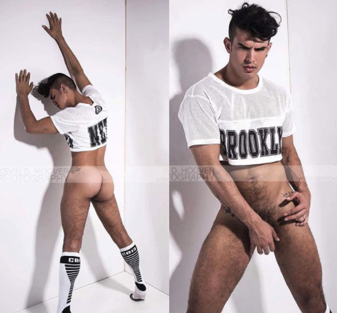 Juanfer de la Torre desnudo