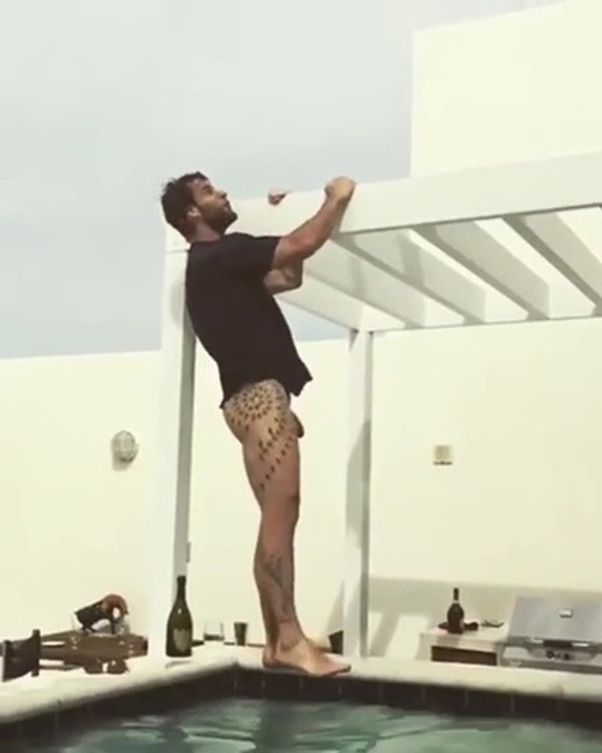 Actor Thierry Pepin desnudo