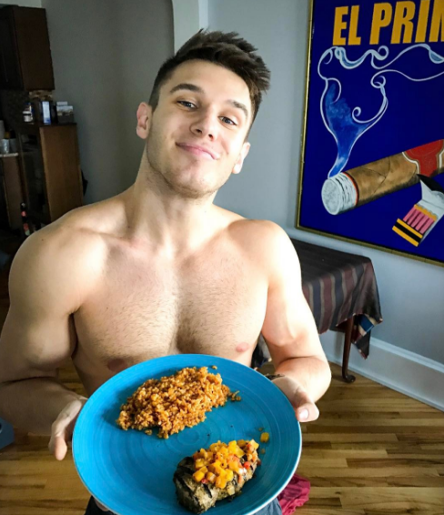 Sam Cushing desnudo, el pianista más sexy del mundo