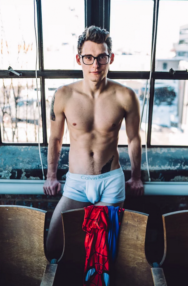 Spiderman desnudo y sexy