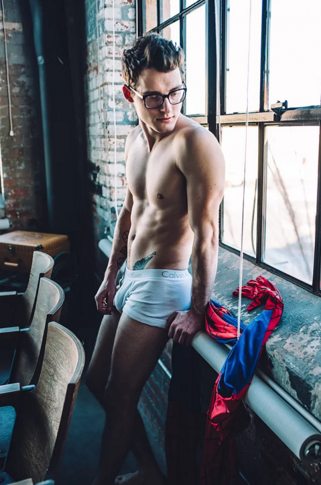 Spiderman desnudo y sexy