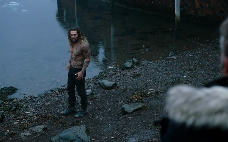 Henry Cavill y Jason Momoa desnudos