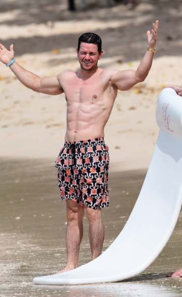 Mark Wahlberg en la playa