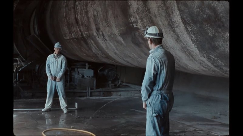 Actores desnudos: Elliott Crosset Hove y Simon Sears