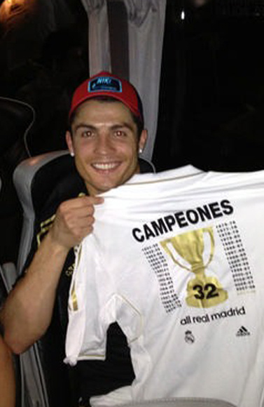 El Real Madrid celebra el título de Liga