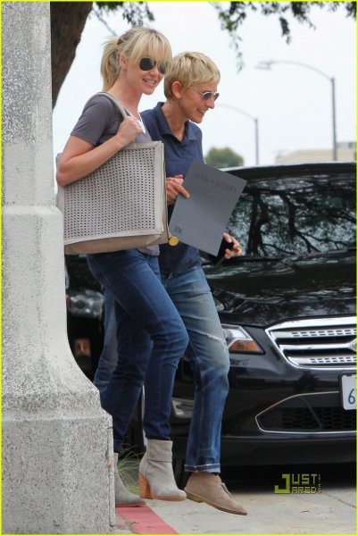 Ellen DeGeneres y Portia de Rossi (4/4)