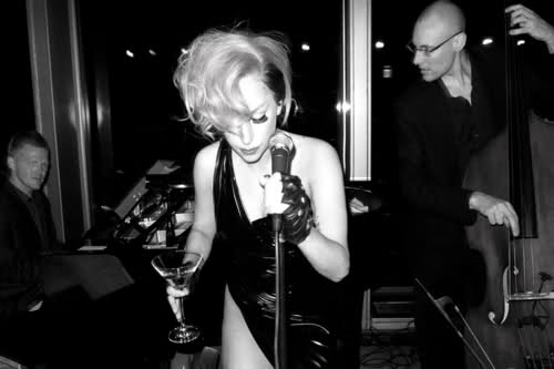 Lady Gaga en Japón por Terry Richardson