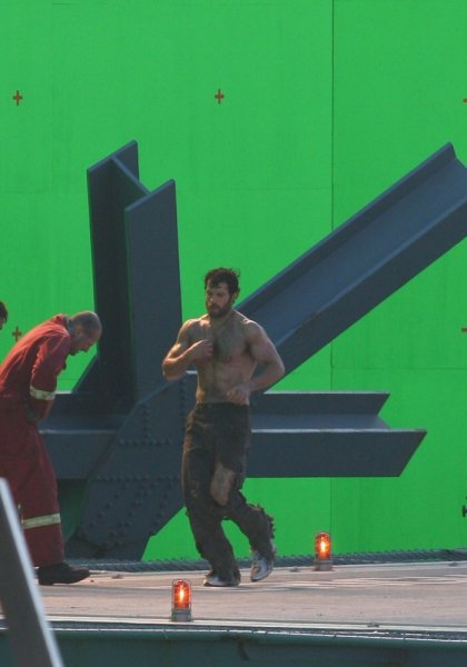 Henry Cavill rueda \'Man of Steel\'