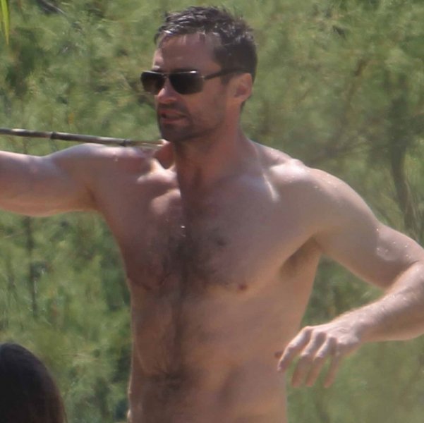 Hugh Jackman, buenorro en la playa