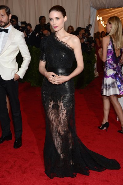 Rooney Mara de Givenchy