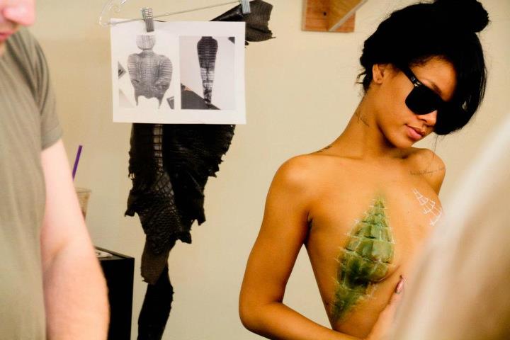 Rihanna en el making of de \'Where Have You Been\'