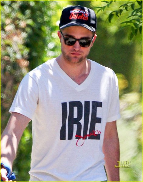 Robert Pattinson, Tom Sturridge (5/6)