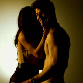 Robin Thicke, sin camiseta