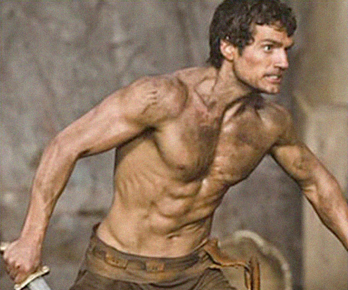 Impresionante shirtless de Henry Cavill en "Immortals".