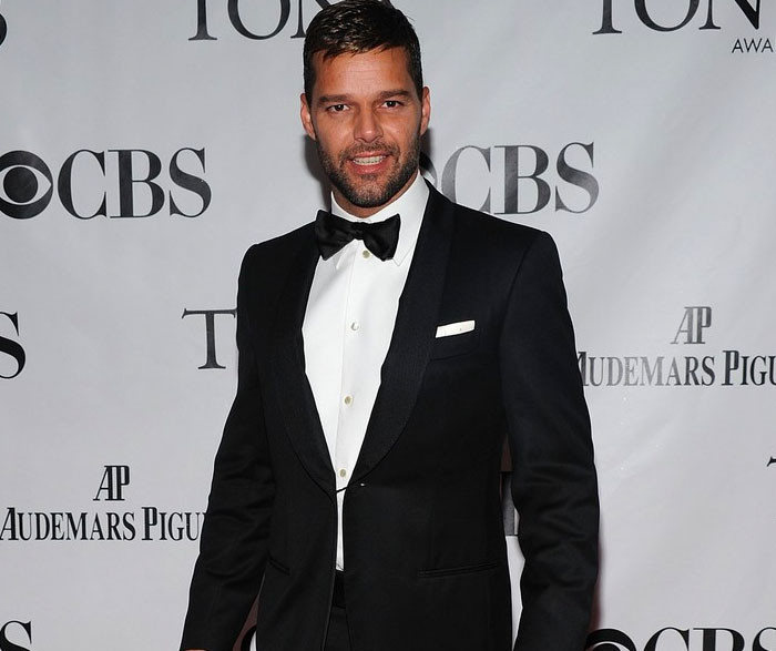 Ricky Martin reaparece en los premios Tony
