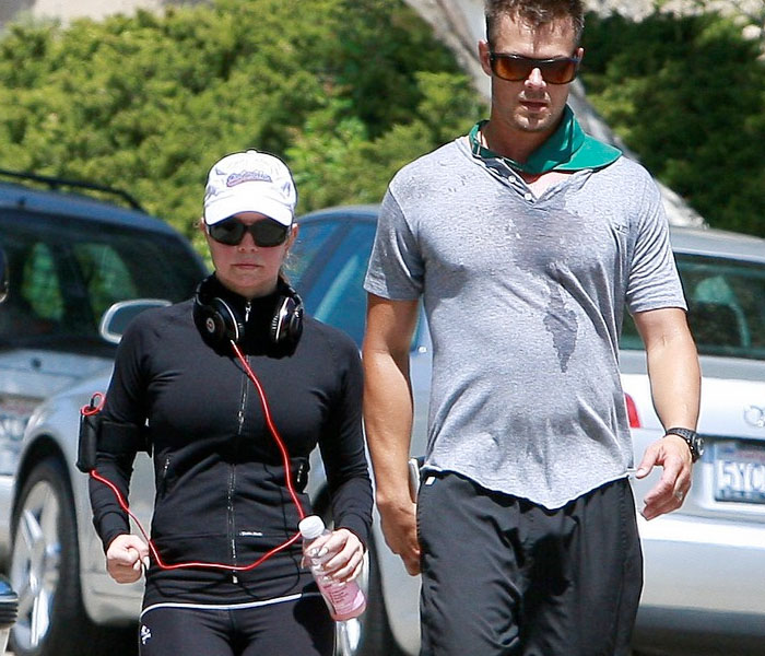 Josh Duhamel y Fergie marcan sus aparatos reproductores