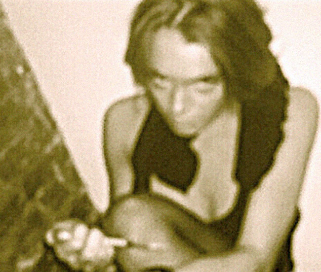 Las fotos de Lindsay Lohan inyectándose heroína
