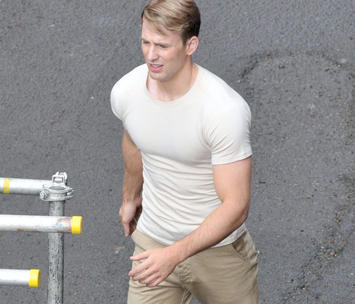 Chris Evans en el rodaje de 'Capitán América'