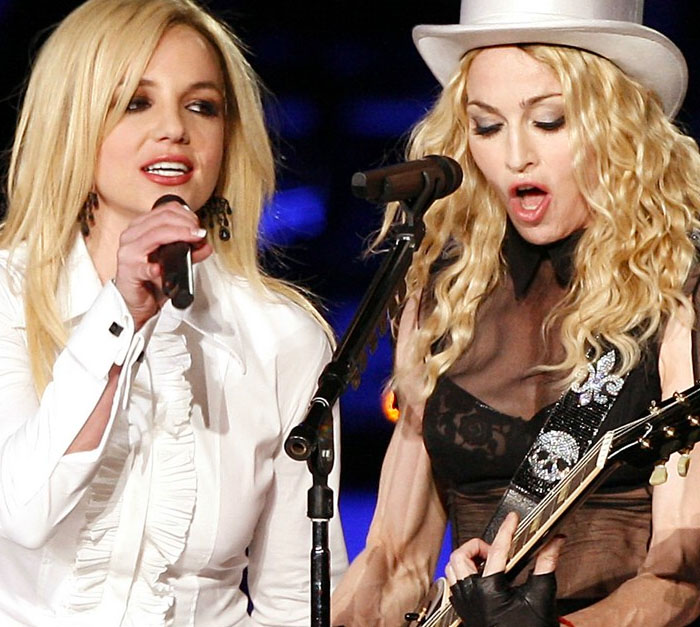 Madonna y Britney Spears, de palo, juntas en Glee