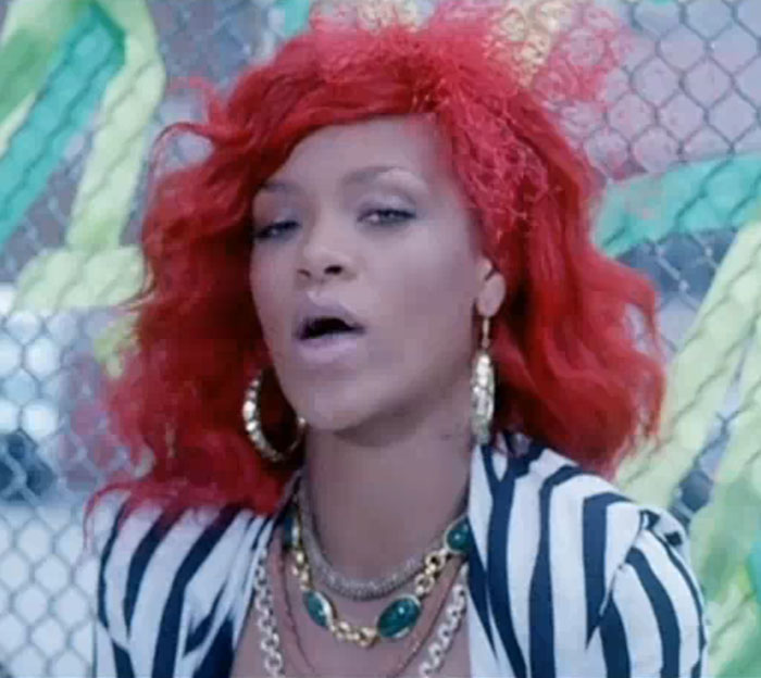 Rihanna no para, otro vídeo