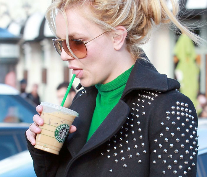 Britney Spears sigue a lo suyo...