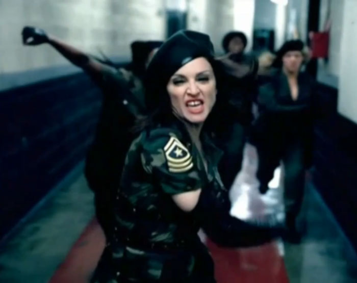 Madonna edita por fin el vídeo de 'American Life'