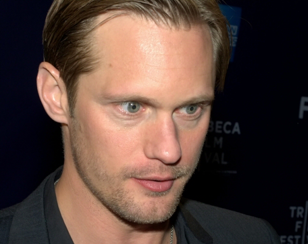 Alexander Skarsgard y el cast de True Blood se unen al movimiento 'It Gets Better'