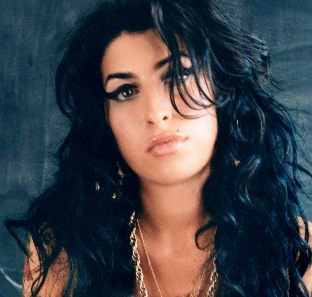 Amy Winehouse aparece muerta en su apartamento