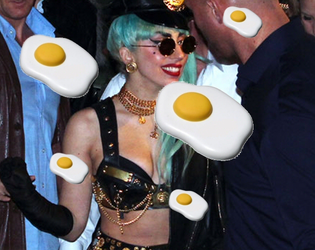 DRAMA: Atacan con huevos a Lady Gaga en Australia