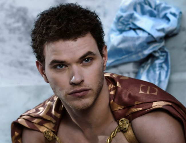 Kellan Lutz y Henry Cavill... Inmortales es decir poco...