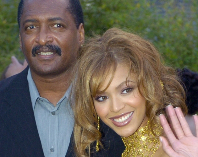 El padre de Beyoncé robó dinero a su hija
