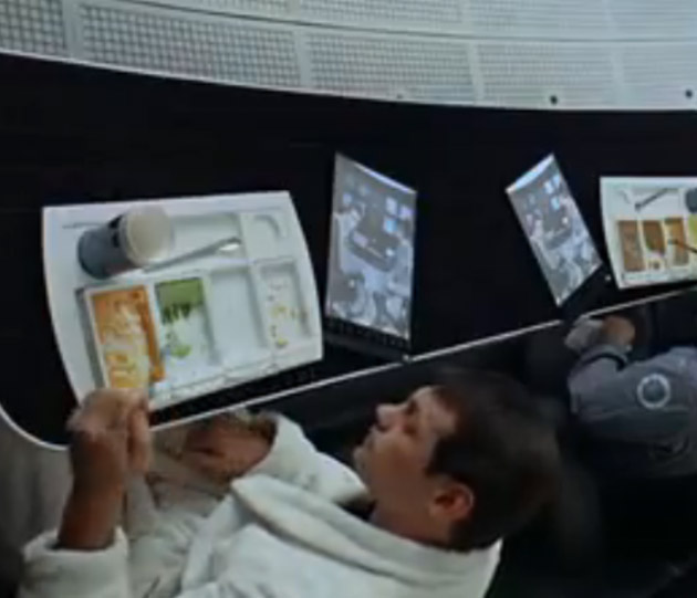 Samsung le quita la tontería a Apple: "El iPad lo inventó Stanley Kubrick"