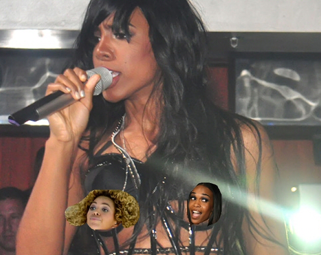 Kelly Rowland envidia a Nicki Minaj y también se saca las tetas en directo