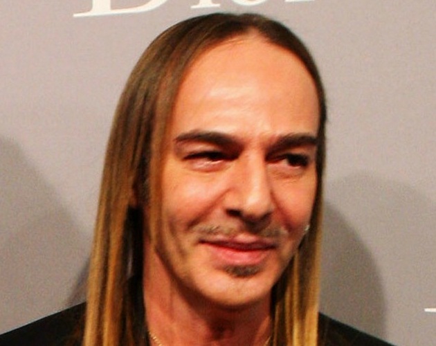 John Galliano, multado con 6000 euros por la escenita nazi