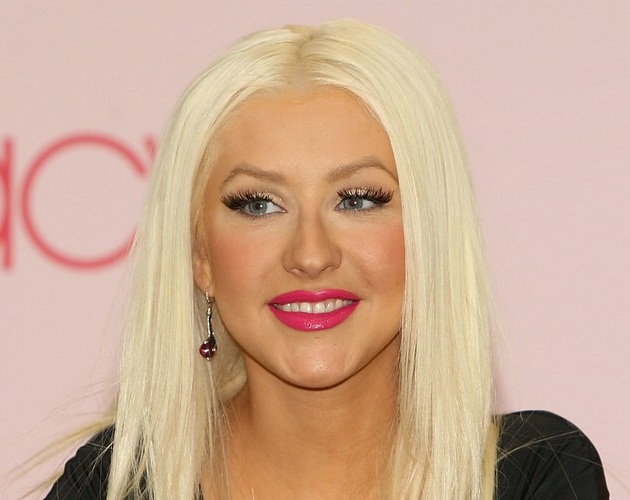 Un diseñador confunde a Gwen Stefani con Christina Aguilera