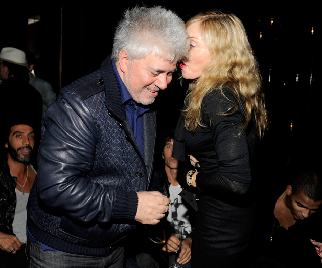 Madonna de fiesta con Almodóvar por 'La Piel que Habito'