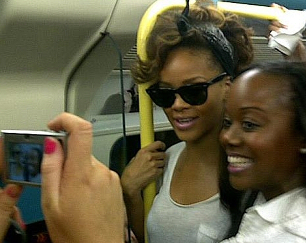Rihanna coge el metro para ir a su propio concierto