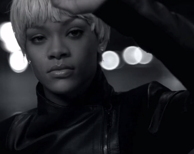 Rihanna presenta anuncio de Armani dirigido por Steven Klein