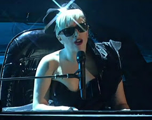 Lady Gaga canta 'Marry The Night' en los Bambi Awards