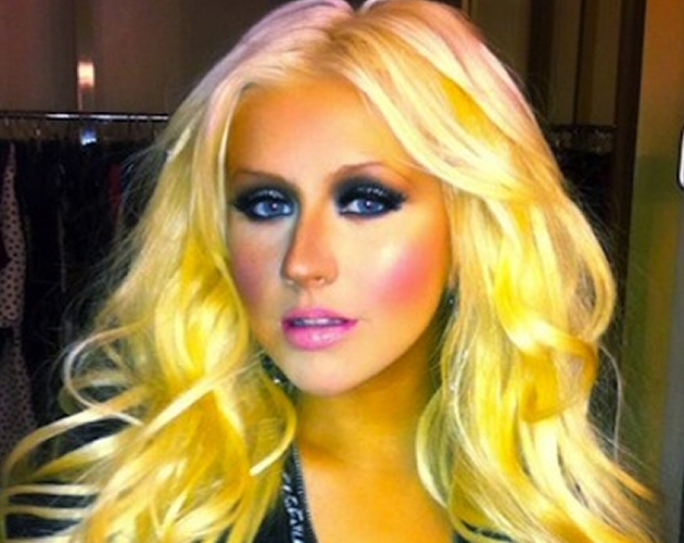 Christina Aguilera twitea una foto... ¡Y sigue guapa!